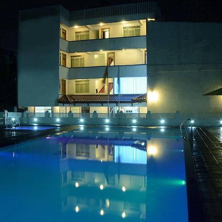 Mount Breeze Hotel Dehiwala-Mount Lavinia Eksteriør billede