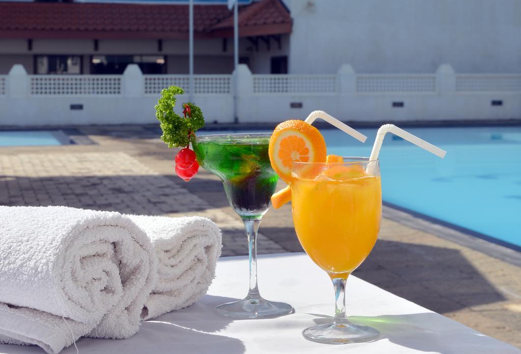 Mount Breeze Hotel Dehiwala-Mount Lavinia Eksteriør billede