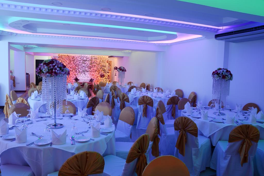 Mount Breeze Hotel Dehiwala-Mount Lavinia Eksteriør billede