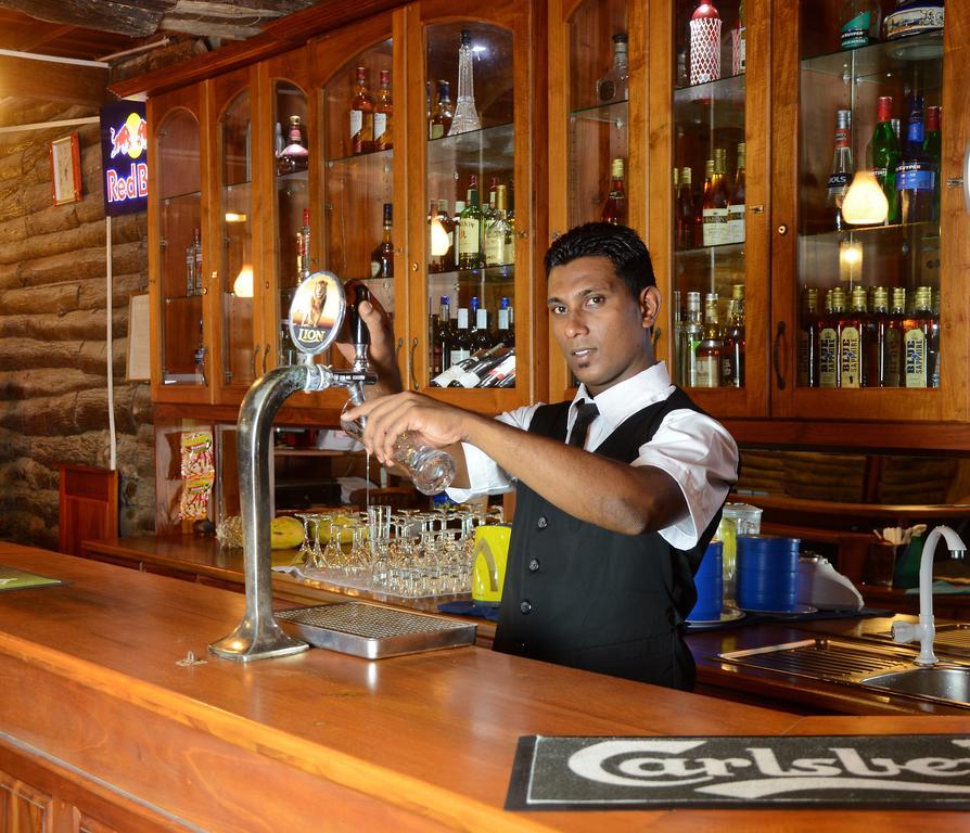 Mount Breeze Hotel Dehiwala-Mount Lavinia Eksteriør billede