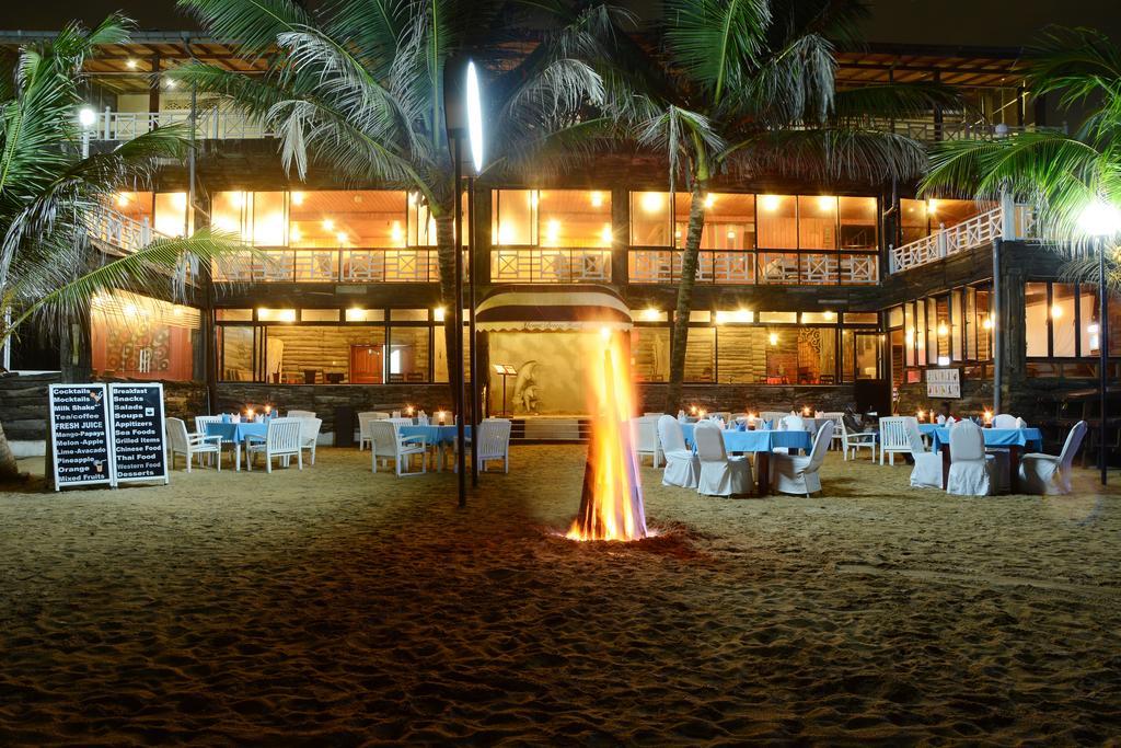 Mount Breeze Hotel Dehiwala-Mount Lavinia Eksteriør billede