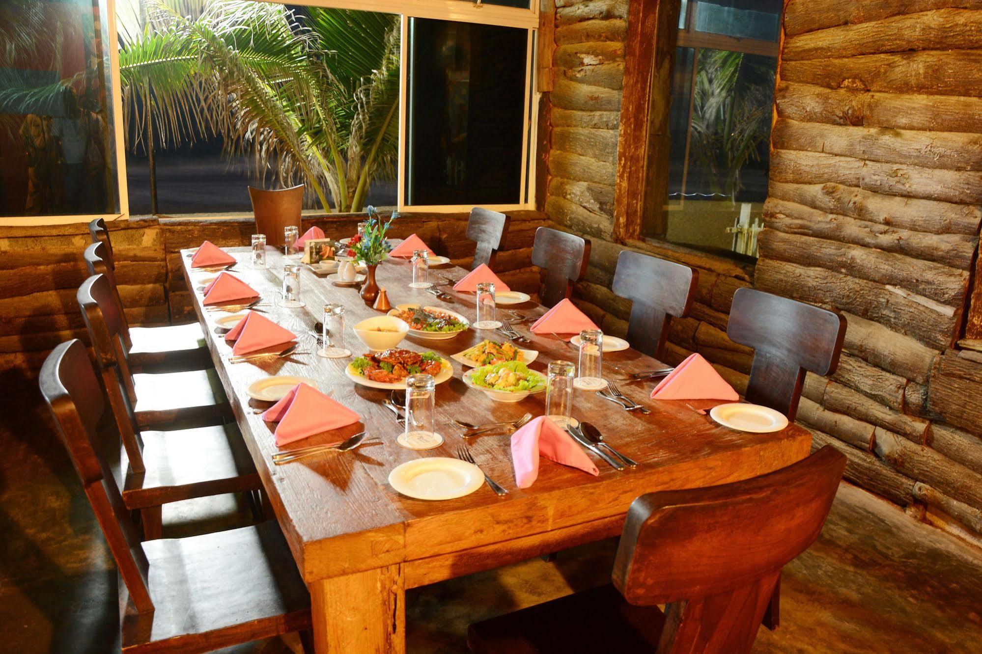 Mount Breeze Hotel Dehiwala-Mount Lavinia Eksteriør billede