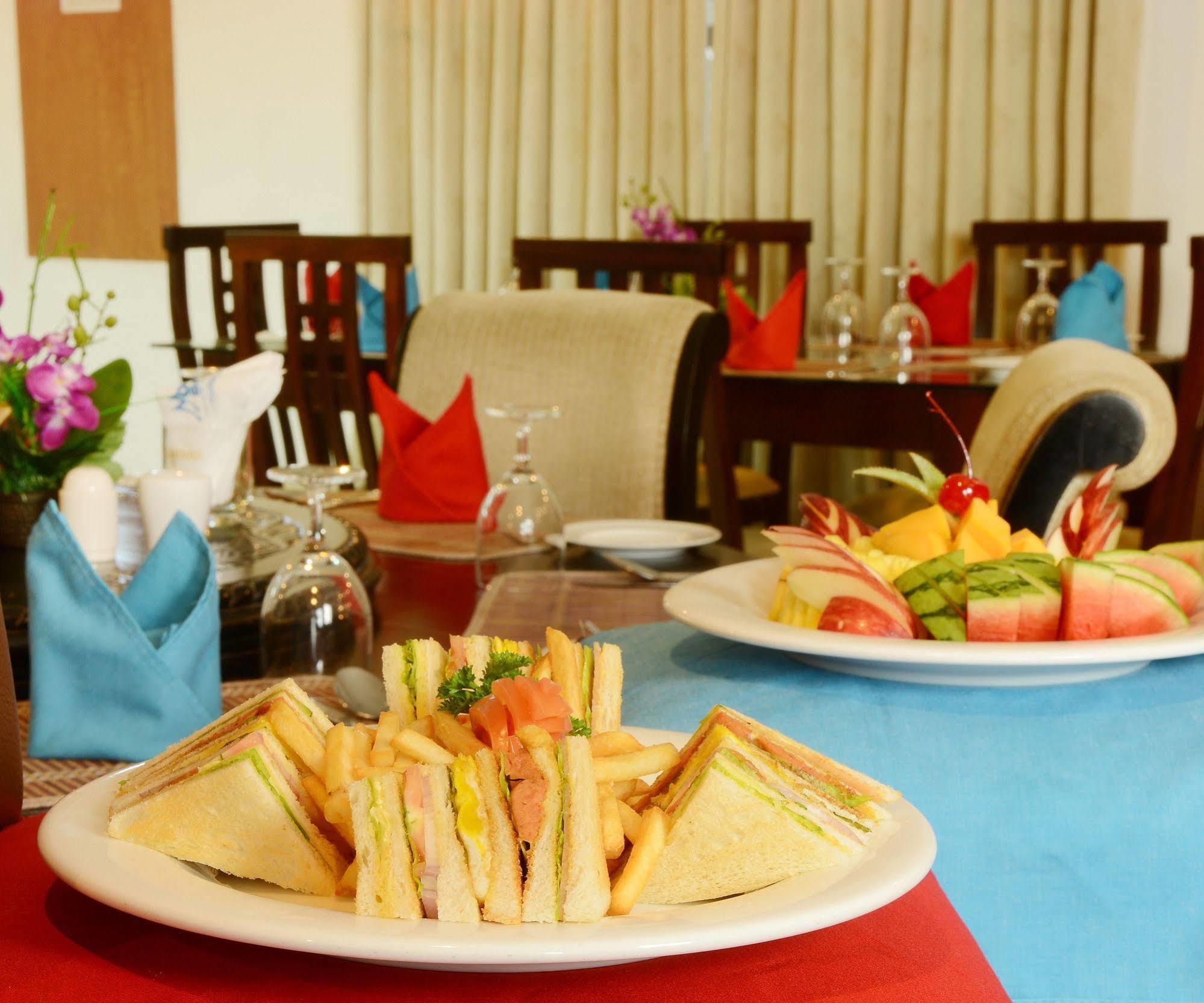 Mount Breeze Hotel Dehiwala-Mount Lavinia Eksteriør billede