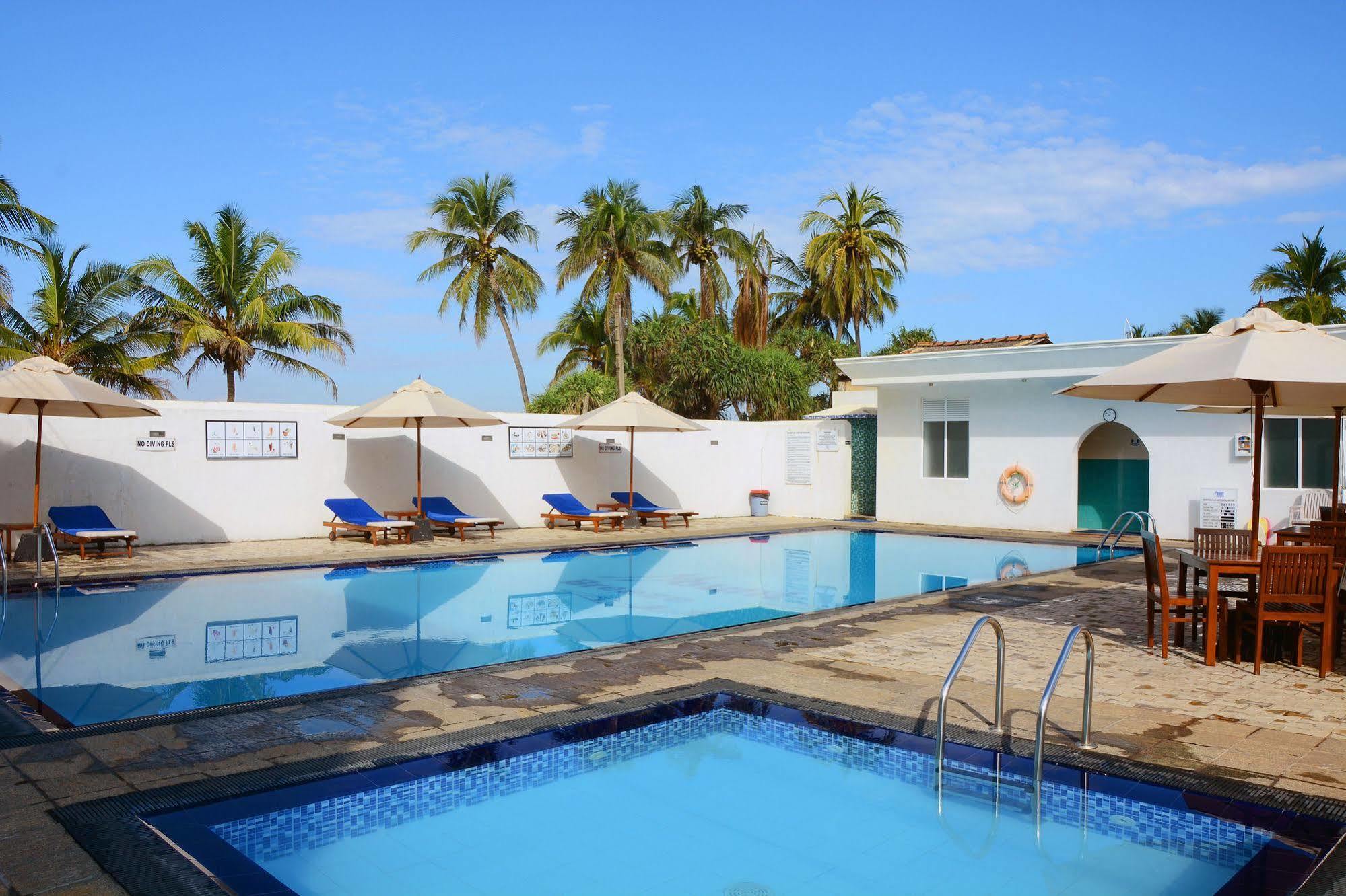 Mount Breeze Hotel Dehiwala-Mount Lavinia Eksteriør billede
