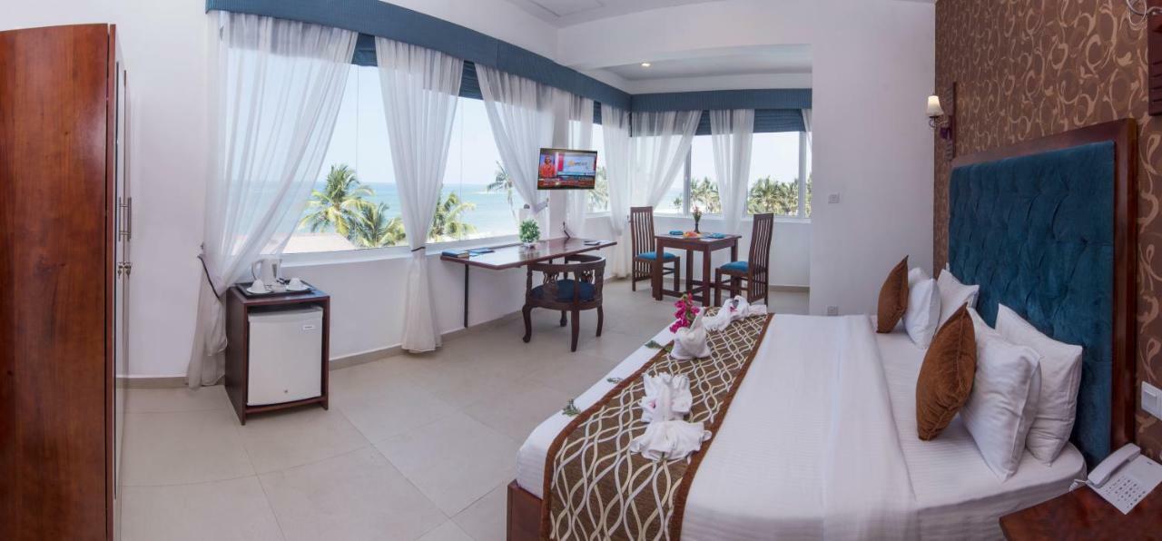 Mount Breeze Hotel Dehiwala-Mount Lavinia Eksteriør billede