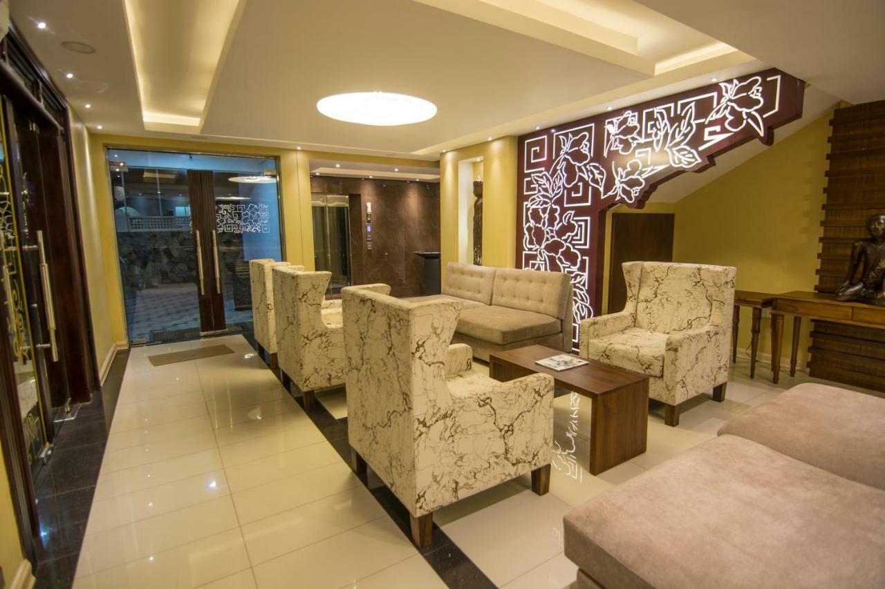 Mount Breeze Hotel Dehiwala-Mount Lavinia Eksteriør billede